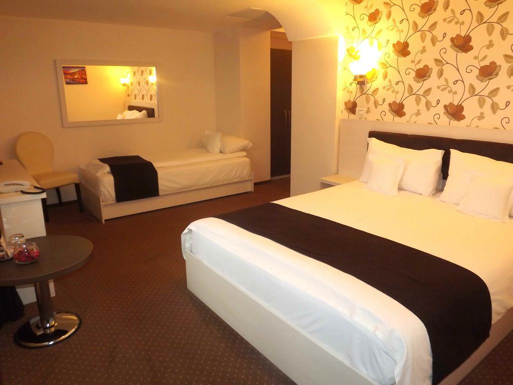 West Plaza Residence Bukareszt Pokój zdjęcie