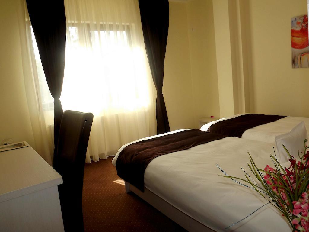 West Plaza Residence Bukareszt Pokój zdjęcie