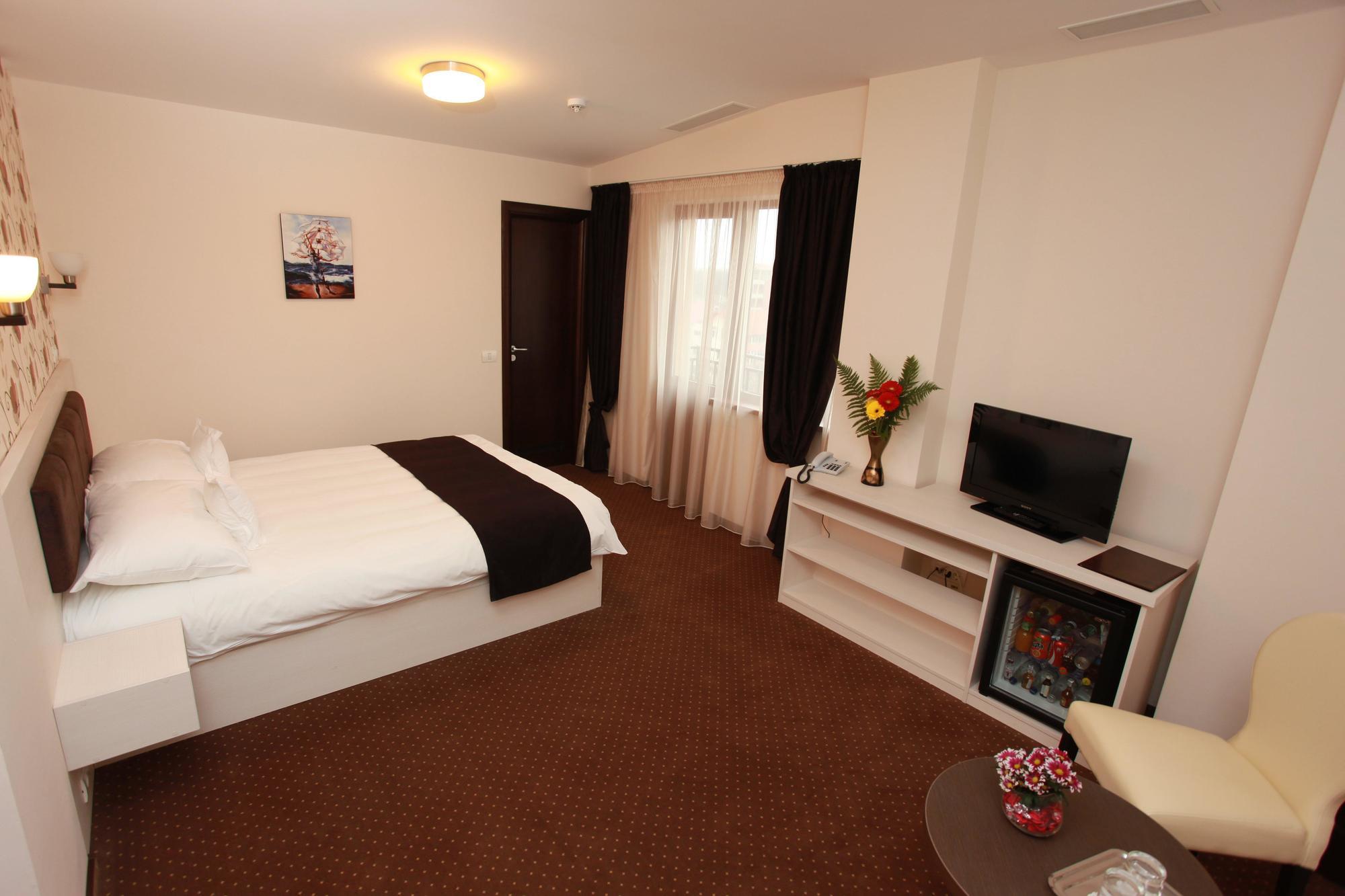 West Plaza Residence Bukareszt Zewnętrze zdjęcie